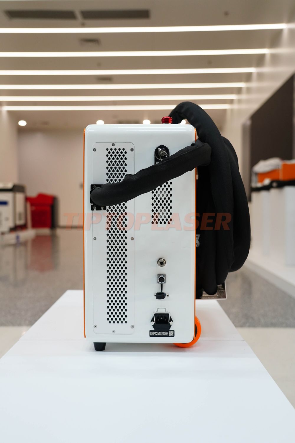 28KG 500W Pulse Portable Laser - огляд і ціна Industrial Laser For Sale